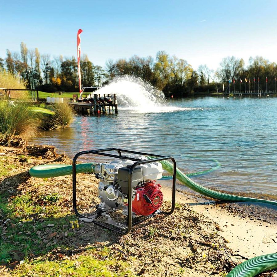 Honda WT trash pump moving lake water